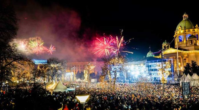 Nova godina na Trgu u Beogradu Nova godina na Trgu u Beogradu