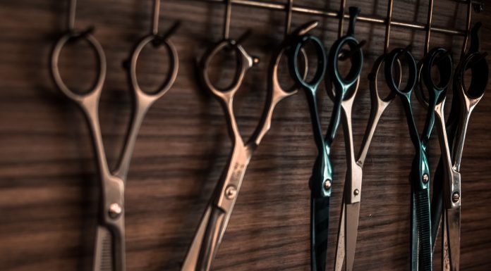 Kurs za frizera cena Kurs za frizera cena