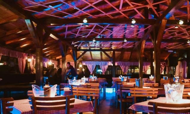 Vrhunski kafanski provod u kafani Bajka Vrhunski kafanski provod u kafani Bajka