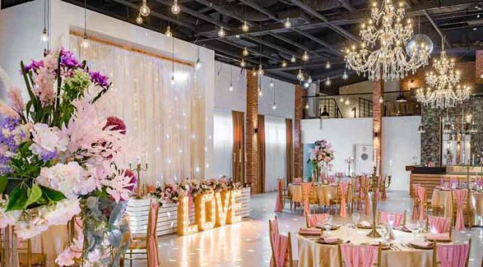 Savršeno venčanje u restoranu Love House Savršeno venčanje u restoranu Love House