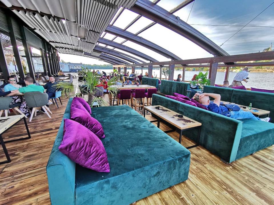 Splav Konzulat Waterfront