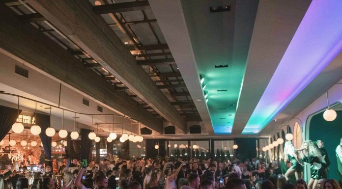 Splav Konzulat Waterfront – hedonistički raj u Beogradu Splav Konzulat