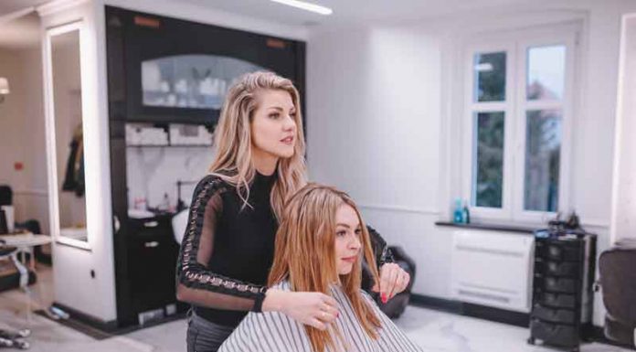 Postanite profesionalni frizer sa Panjkovic akademijom Postanite profesionalni frizer sa Panjkovic akademijom