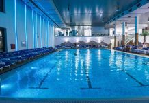 Noćno kupanje u Beogradu Noćno kupanje u Beogradu