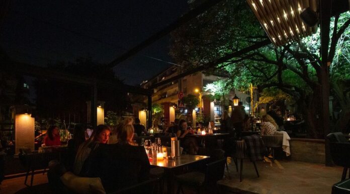 Le Petit Bistro Vračar – Idealna destinacija za letnje noći u Beogradu Le Petit Bistro Vračar - Idealna destinacija za letnje noći u Beogradu