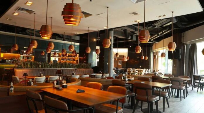 Le Petit Bistro Blue Centar – Savršena kombinacija stila i komfora Le Petit Bistro Blue Centar - Savršena kombinacija stila i komfora