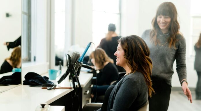 Kurs za frizera – Moje iskustvo, izazovi i trijumfi Kurs za frizera - Moje iskustvo, izazovi i trijumfi