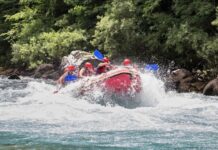 Tara rafting – kad reka progovori Tara rafting – kad reka progovori