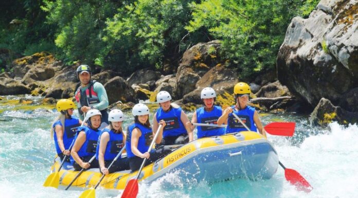 Rafting na Tari kao savršen poklon za ljubitelje avanture Rafting na Tari kao savršen poklon za ljubitelje avanture