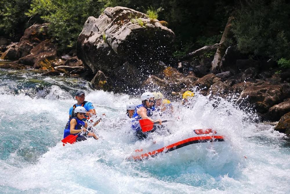 Rafting Tarom i kamp Rajska rijeka - Tamo gde reka šapuće, a sećanja ne blede