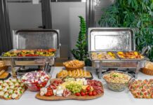 Pomodoro ketering – Gastronomsko savršenstvo za vaše nezaboravne trenutke Pomodoro ketering - Gastronomsko savršenstvo za vaše nezaboravne trenutke