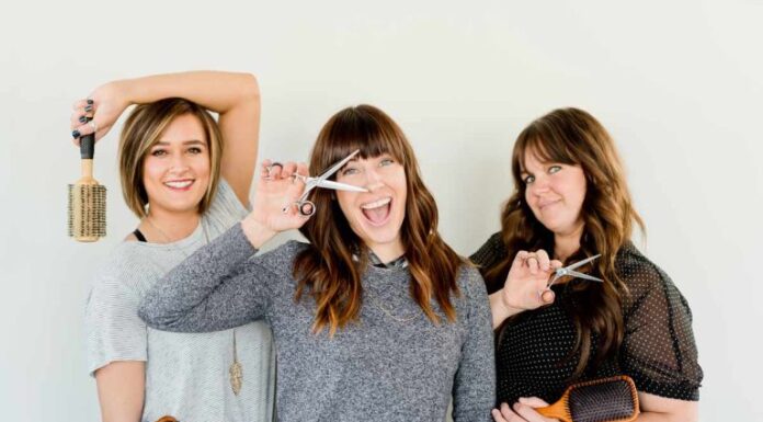 Počnite ispočetka – Kurs za frizera za novi početak u karijeri Počnite ispočetka - Kurs za frizera za novi početak u karijeri