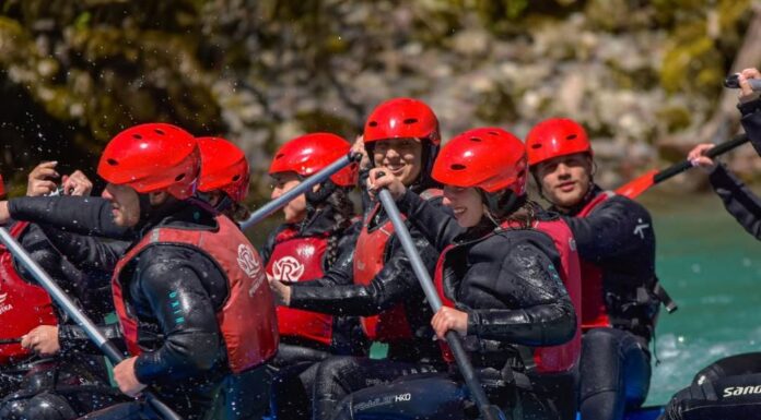 Tara rafting – čemu služe prsluci za spasavanje i zašto su potrebni? Tara rafting - čemu služe prsluci za spasavanje i zašto su potrebni?