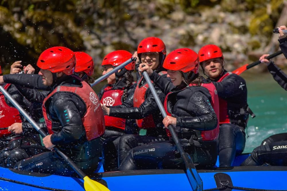 Probudi-avanturistu-u-sebi-rafting-Tara-je-iskustvo-koje-se-pamti-01 Tara rafting - čemu služe prsluci za spasavanje i zašto su potrebni?