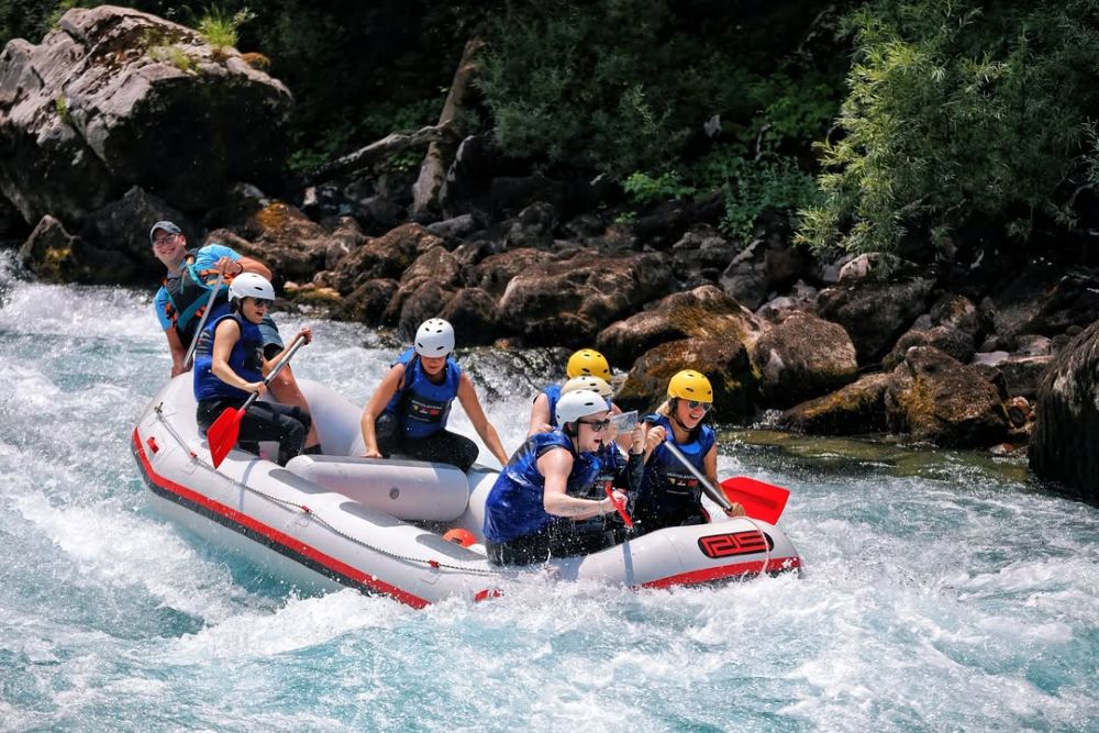 Rajska rijeka i rafting Tarom – tamo gde se adrenalinski snovi ostvaruju